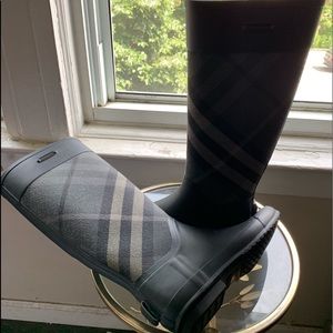 Burberry check panel rain boots
